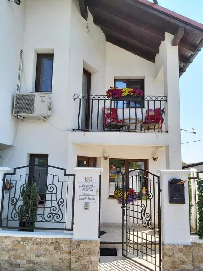 Alexander House Hotel Deva Bagian luar foto